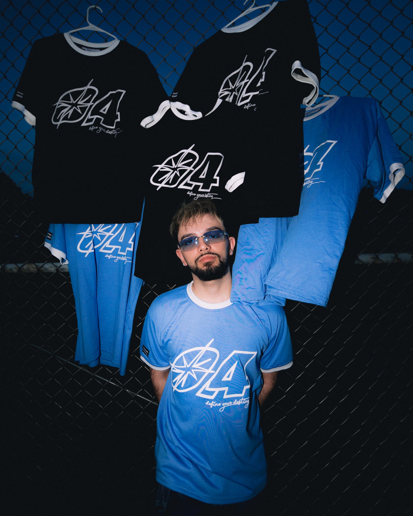 BLACK 04' OVERACHIEVED JERSEY TEE